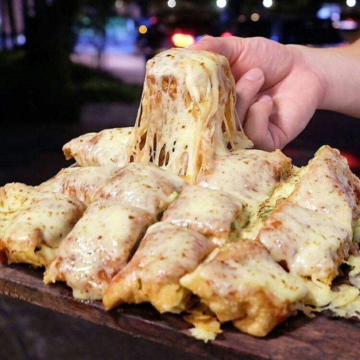Martabak Telur Mozzarella